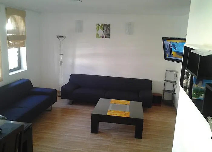 Апартаменты Etara 2 *